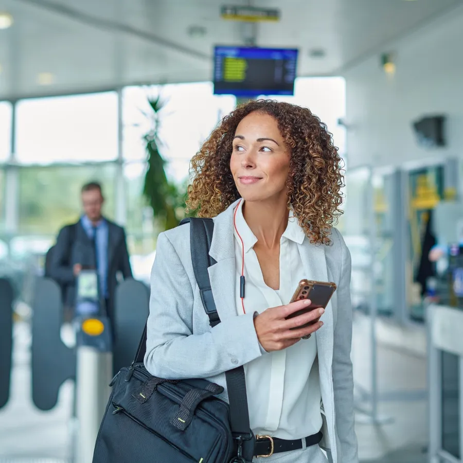 In che modo l'AI automatizza la gestione dei viaggi e delle spese